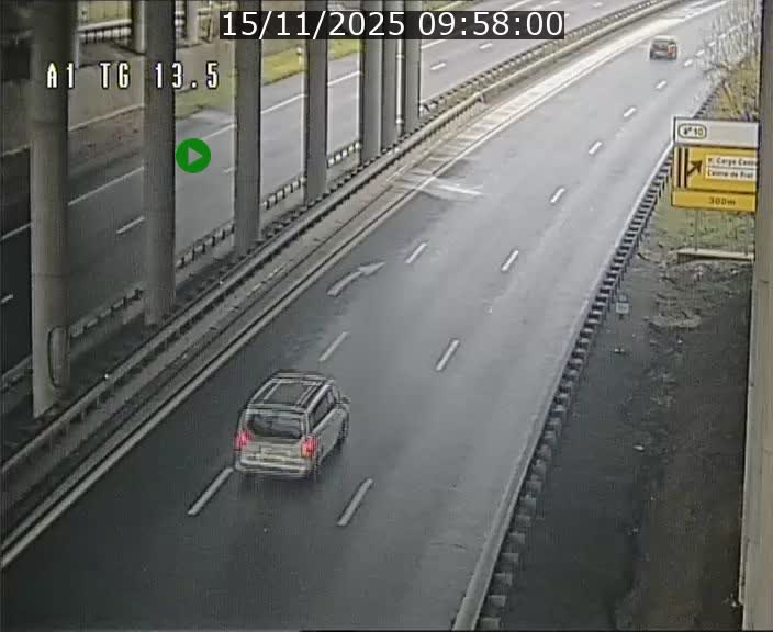 <h2>Traffic live webcam Luxembourg Senningen - A1 direction Luxembourg - BK 13.5</h2>