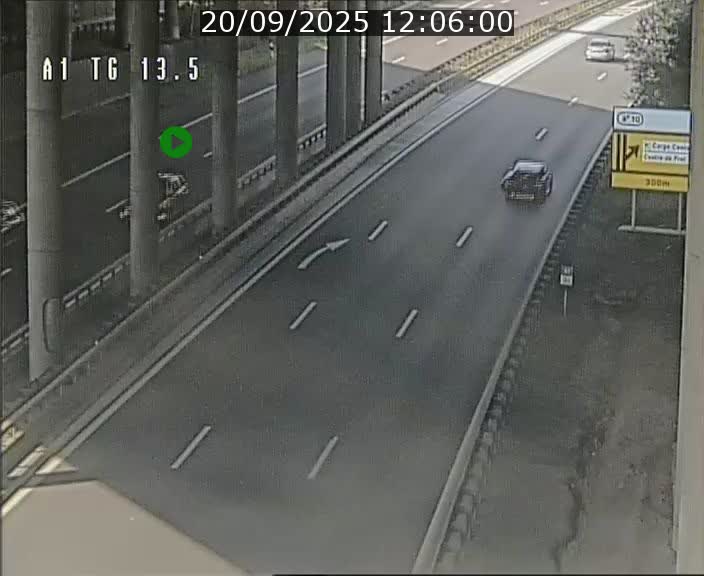 <h2>Traffic live webcam Luxembourg Senningen - A1 direction Luxembourg - BK 13.5</h2>
