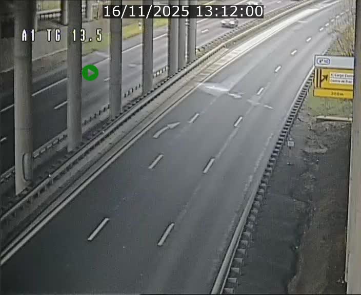 <h2>Traffic live webcam Luxembourg Senningen - A1 direction Luxembourg - BK 13.5</h2>