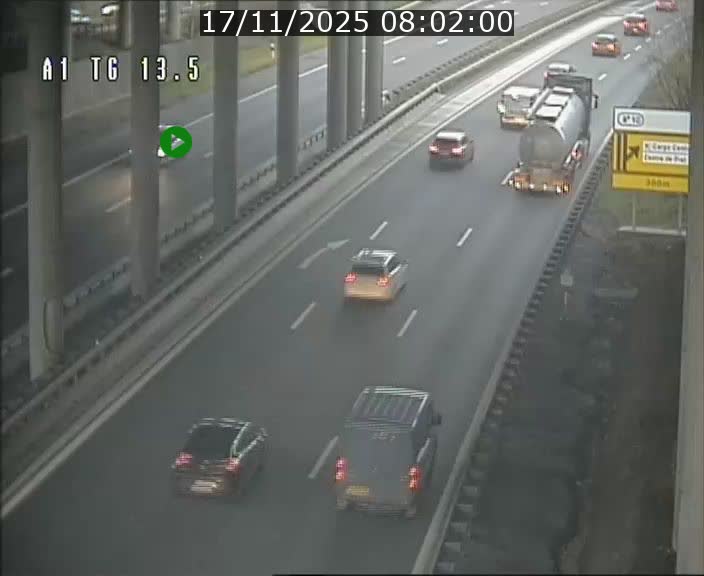 <h2>Traffic live webcam Luxembourg Senningen - A1 direction Luxembourg - BK 13.5</h2>