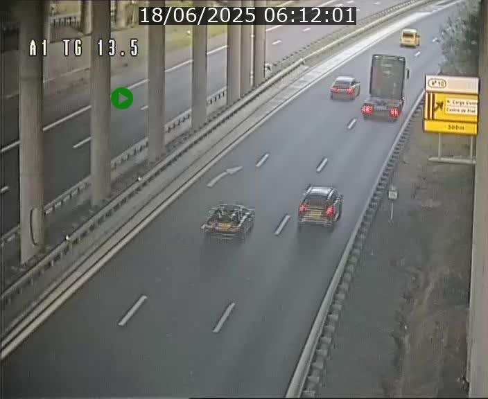 Traffic live webcam Luxembourg Senningen - A1 direction Luxembourg - BK 13.5