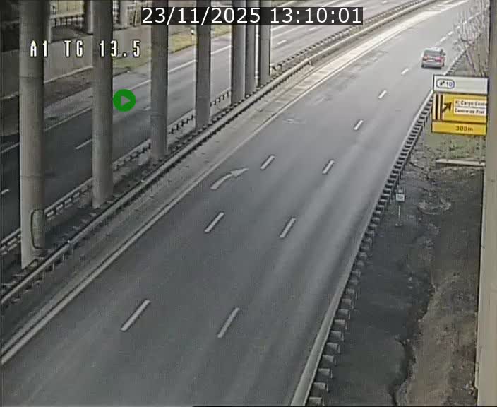 <h2>Traffic live webcam Luxembourg Senningen - A1 direction Luxembourg - BK 13.5</h2>