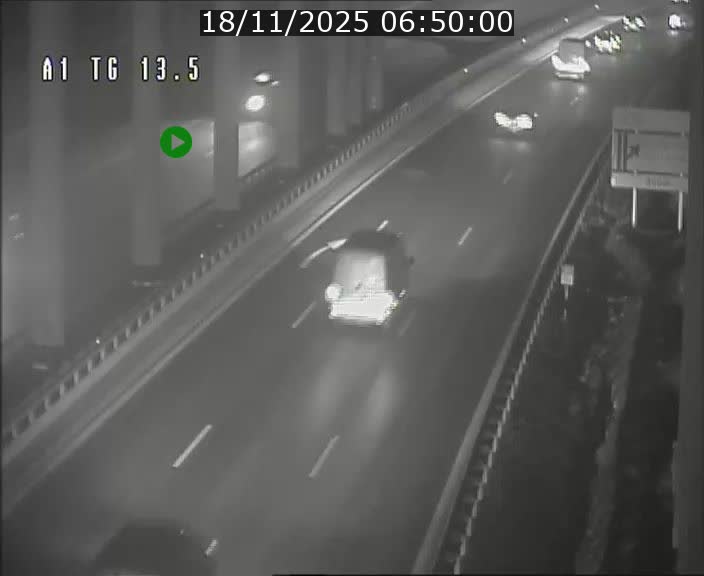 <h2>Traffic live webcam Luxembourg Senningen - A1 direction Luxembourg - BK 13.5</h2>