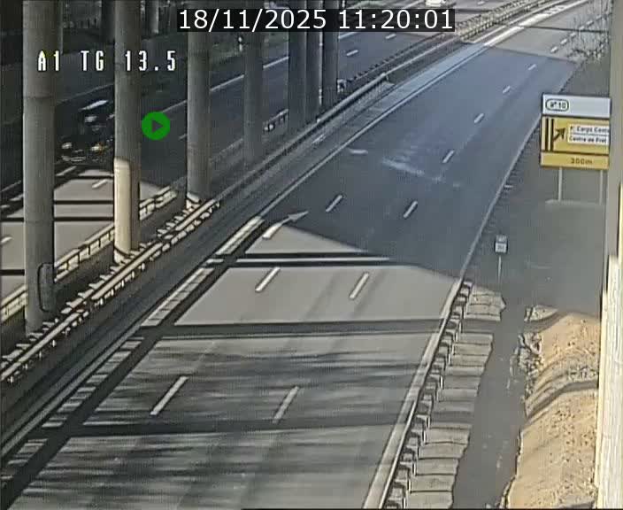 <h2>Traffic live webcam Luxembourg Senningen - A1 direction Luxembourg - BK 13.5</h2>