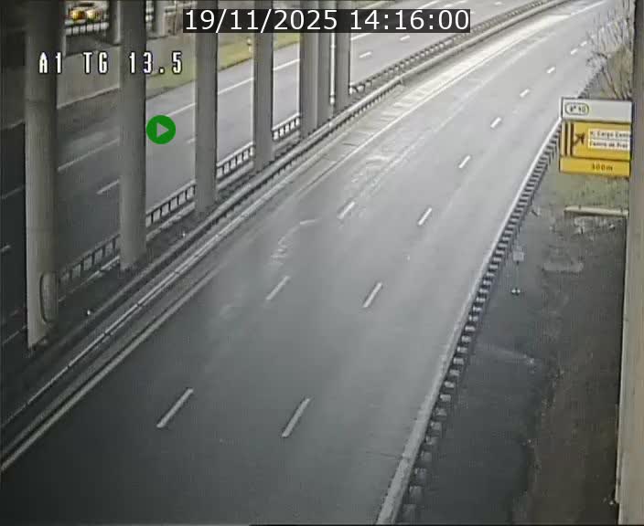 <h2>Traffic live webcam Luxembourg Senningen - A1 direction Luxembourg - BK 13.5</h2>