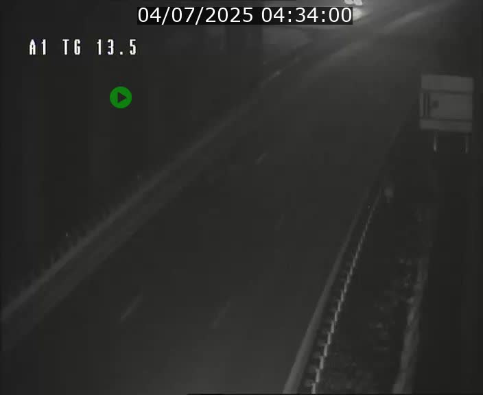 Traffic live webcam Luxembourg Senningen - A1 direction Luxembourg - BK 13.5