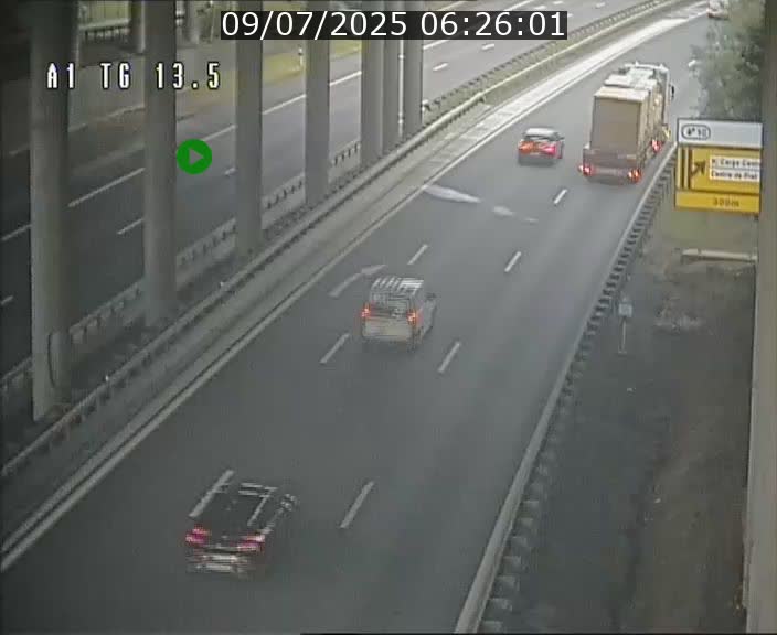 Traffic live webcam Luxembourg Senningen - A1 direction Luxembourg - BK 13.5
