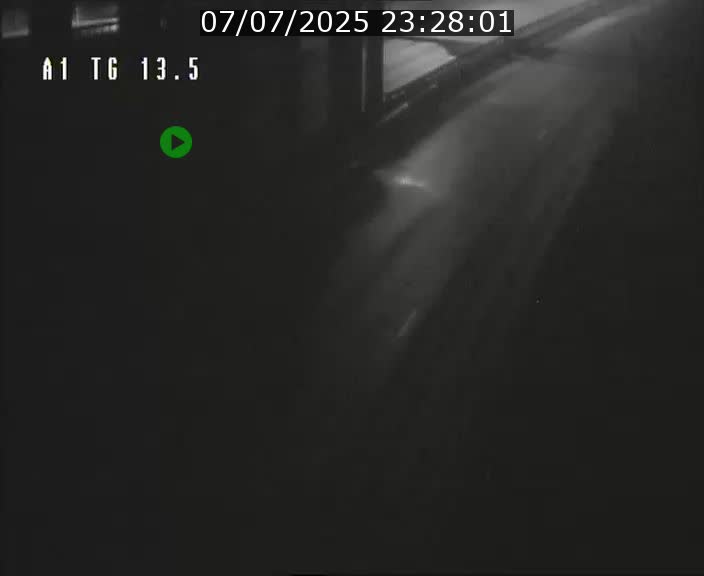 Traffic live webcam Luxembourg Senningen - A1 direction Luxembourg - BK 13.5