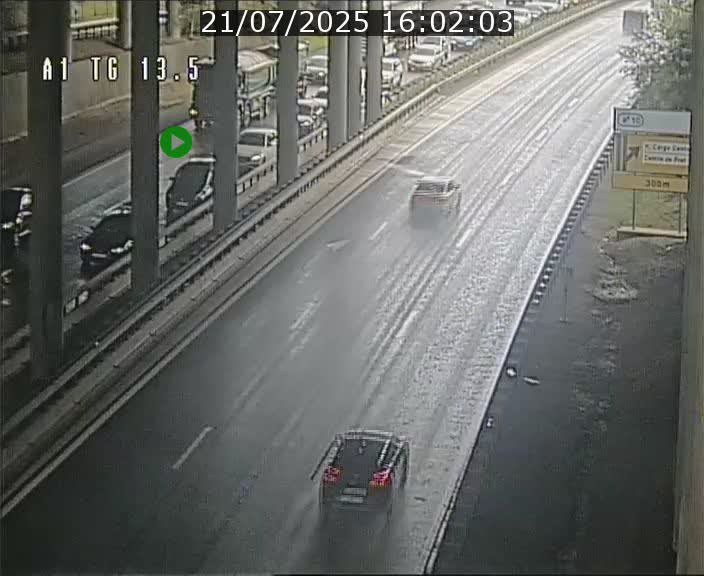 Traffic live webcam Luxembourg Senningen - A1 direction Luxembourg - BK 13.5