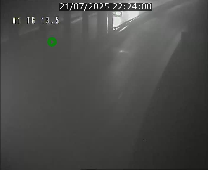 Traffic live webcam Luxembourg Senningen - A1 direction Luxembourg - BK 13.5