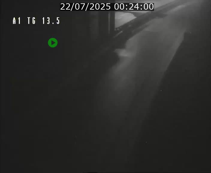 Traffic live webcam Luxembourg Senningen - A1 direction Luxembourg - BK 13.5