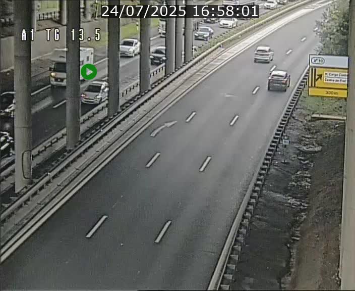 Traffic live webcam Luxembourg Senningen - A1 direction Luxembourg - BK 13.5