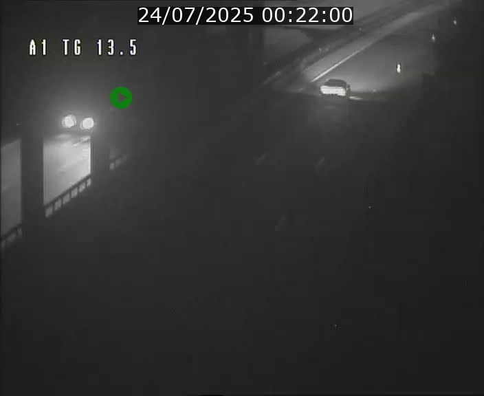 Traffic live webcam Luxembourg Senningen - A1 direction Luxembourg - BK 13.5