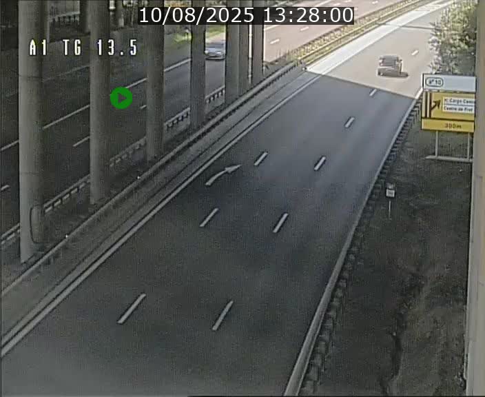 Traffic live webcam Luxembourg Senningen - A1 direction Luxembourg - BK 13.5