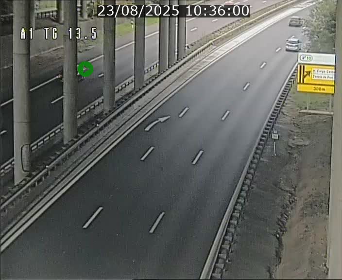 <h2>Traffic live webcam Luxembourg Senningen - A1 direction Luxembourg - BK 13.5</h2>