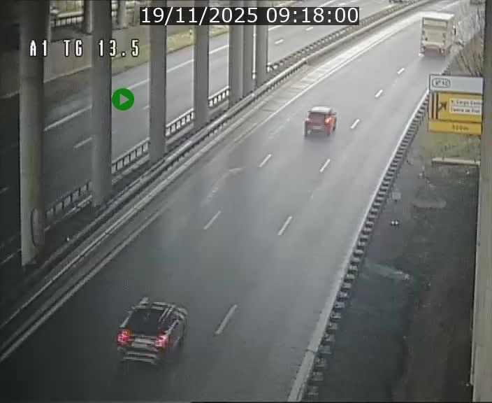 <h2>Traffic live webcam Luxembourg Senningen - A1 direction Luxembourg - BK 13.5</h2>