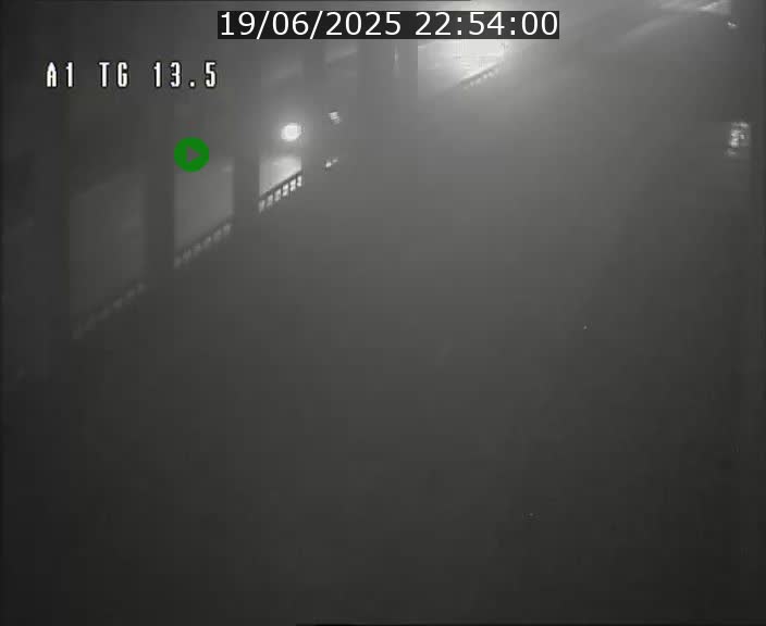 <h2>Traffic live webcam Luxembourg Senningen - A1 direction Luxembourg - BK 13.5</h2>
