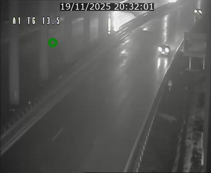 <h2>Traffic live webcam Luxembourg Senningen - A1 direction Luxembourg - BK 13.5</h2>