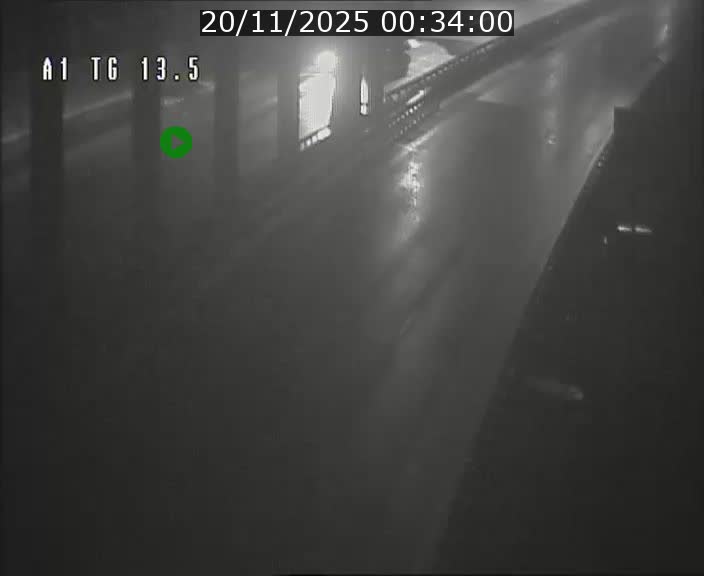 <h2>Traffic live webcam Luxembourg Senningen - A1 direction Luxembourg - BK 13.5</h2>
