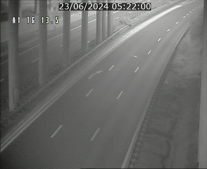 <h2>Traffic live webcam Luxembourg Senningen - A1 direction Luxembourg - BK 13.5</h2>