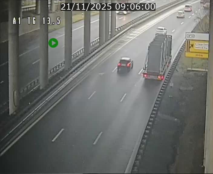 <h2>Traffic live webcam Luxembourg Senningen - A1 direction Luxembourg - BK 13.5</h2>