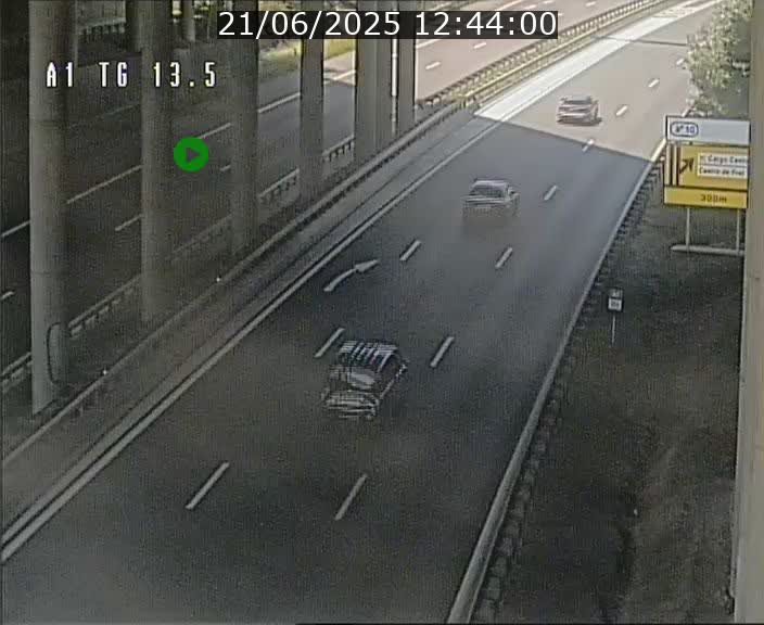 <h2>Traffic live webcam Luxembourg Senningen - A1 direction Luxembourg - BK 13.5</h2>