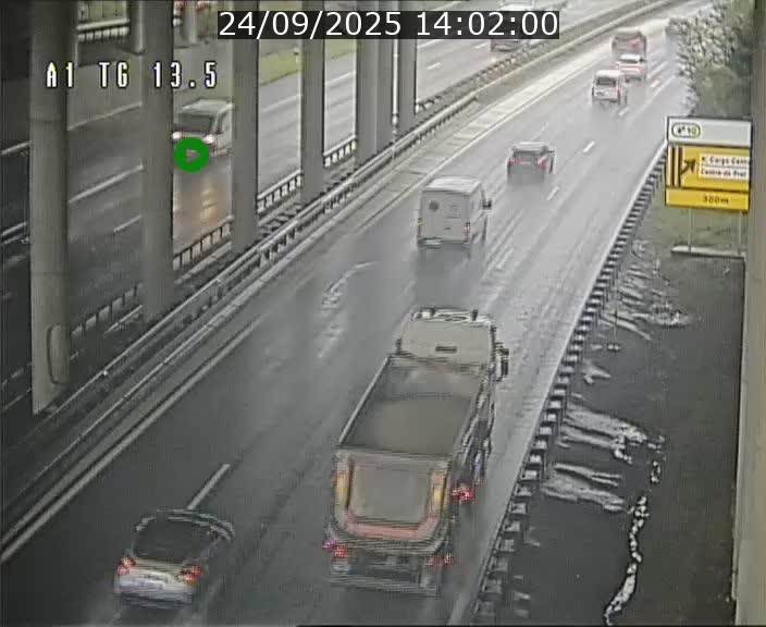<h2>Traffic live webcam Luxembourg Senningen - A1 direction Luxembourg - BK 13.5</h2>