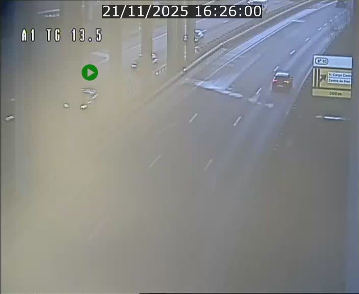 <h2>Traffic live webcam Luxembourg Senningen - A1 direction Luxembourg - BK 13.5</h2>