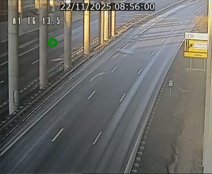 <h2>Traffic live webcam Luxembourg Senningen - A1 direction Luxembourg - BK 13.5</h2>