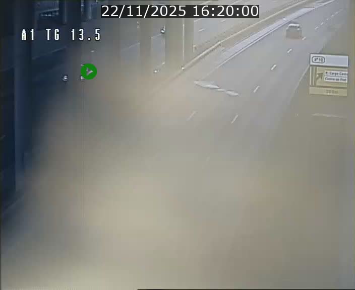 <h2>Traffic live webcam Luxembourg Senningen - A1 direction Luxembourg - BK 13.5</h2>