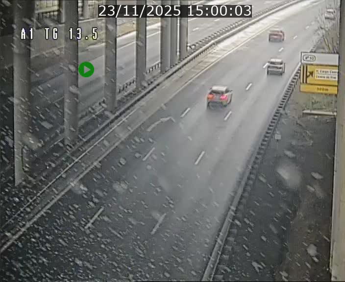 <h2>Traffic live webcam Luxembourg Senningen - A1 direction Luxembourg - BK 13.5</h2>