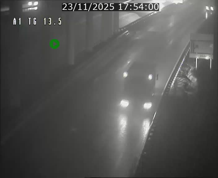 <h2>Traffic live webcam Luxembourg Senningen - A1 direction Luxembourg - BK 13.5</h2>