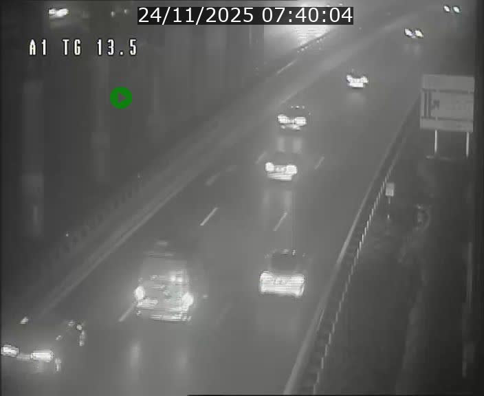 <h2>Traffic live webcam Luxembourg Senningen - A1 direction Luxembourg - BK 13.5</h2>