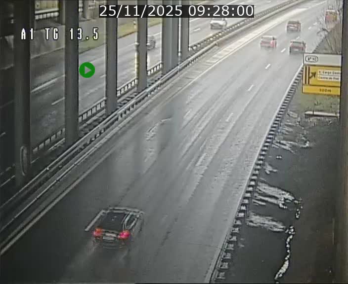 <h2>Traffic live webcam Luxembourg Senningen - A1 direction Luxembourg - BK 13.5</h2>