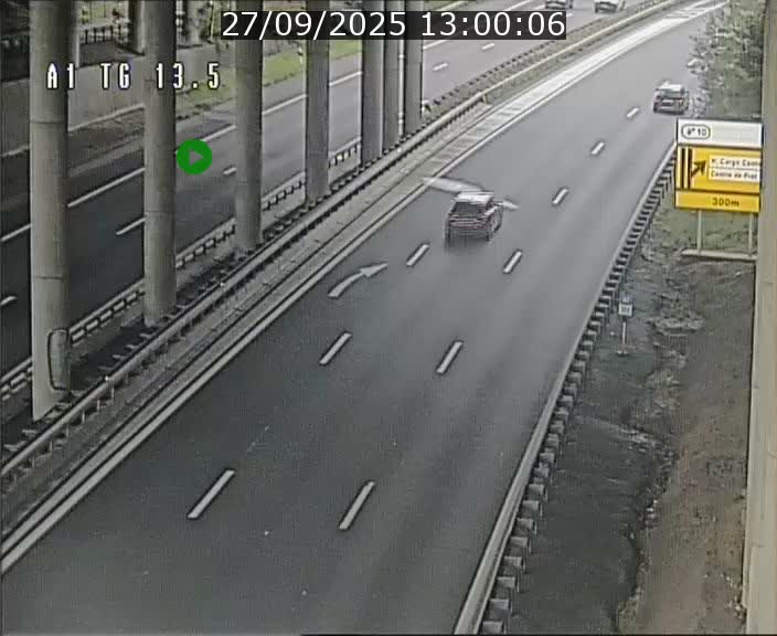 <h2>Traffic live webcam Luxembourg Senningen - A1 direction Luxembourg - BK 13.5</h2>