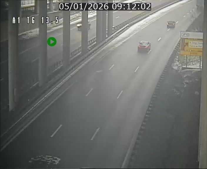 <h2>Traffic live webcam Luxembourg Senningen - A1 direction Luxembourg - BK 13.5</h2>