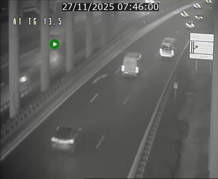 <h2>Traffic live webcam Luxembourg Senningen - A1 direction Luxembourg - BK 13.5</h2>