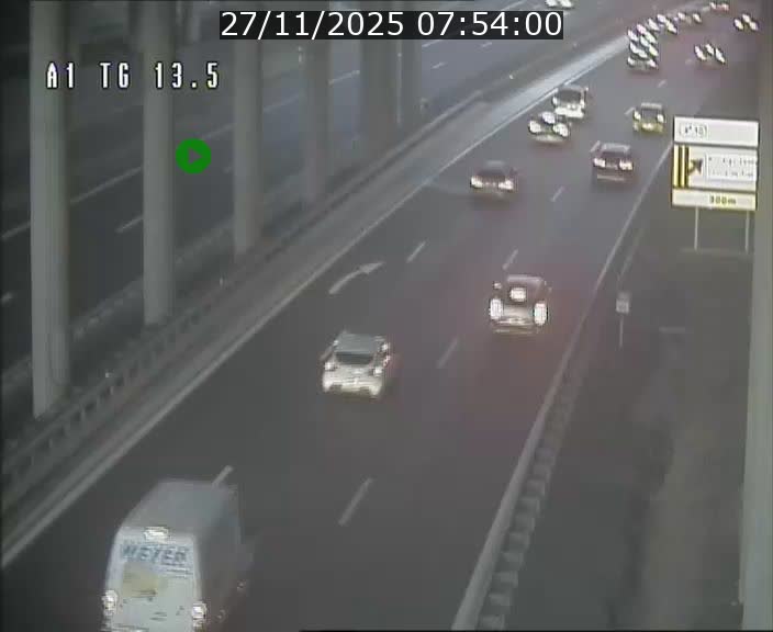 <h2>Traffic live webcam Luxembourg Senningen - A1 direction Luxembourg - BK 13.5</h2>