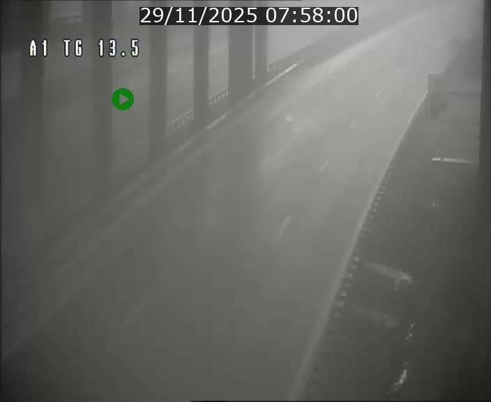 <h2>Traffic live webcam Luxembourg Senningen - A1 direction Luxembourg - BK 13.5</h2>