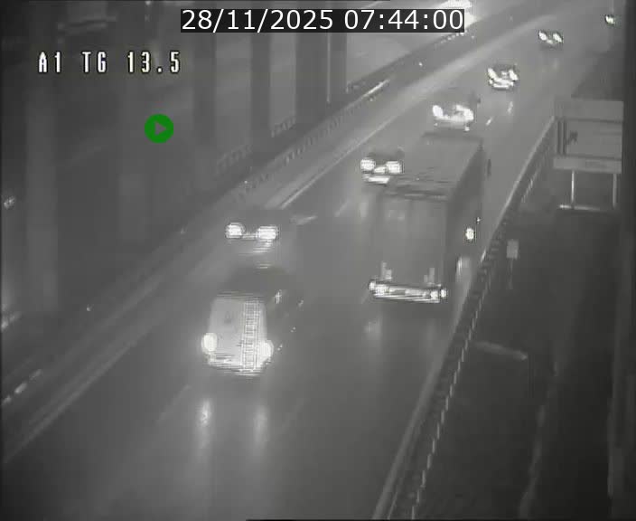 <h2>Traffic live webcam Luxembourg Senningen - A1 direction Luxembourg - BK 13.5</h2>