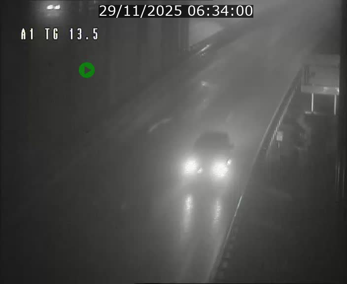 <h2>Traffic live webcam Luxembourg Senningen - A1 direction Luxembourg - BK 13.5</h2>