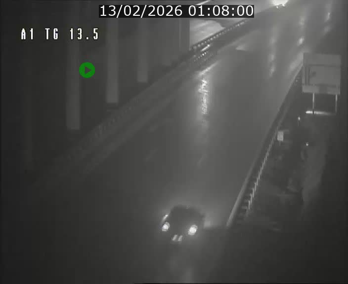 <h2>Traffic live webcam Luxembourg Senningen - A1 direction Luxembourg - BK 13.5</h2>