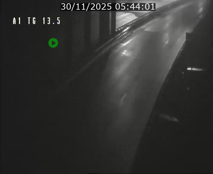 <h2>Traffic live webcam Luxembourg Senningen - A1 direction Luxembourg - BK 13.5</h2>
