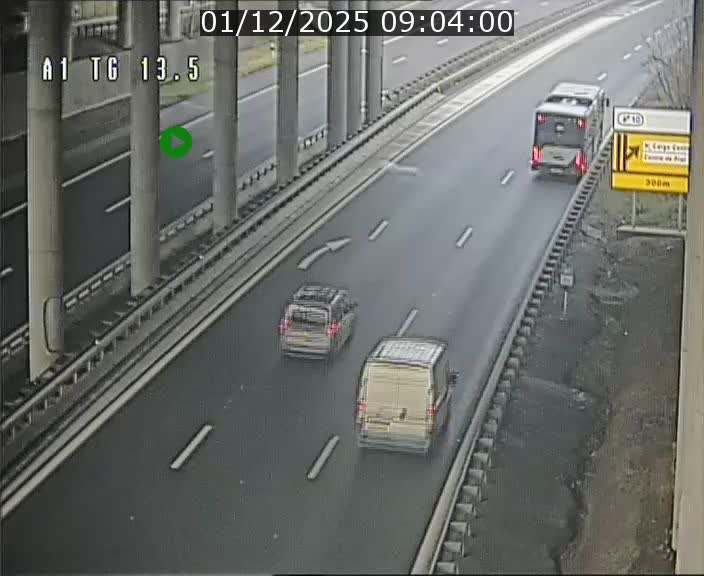 <h2>Traffic live webcam Luxembourg Senningen - A1 direction Luxembourg - BK 13.5</h2>