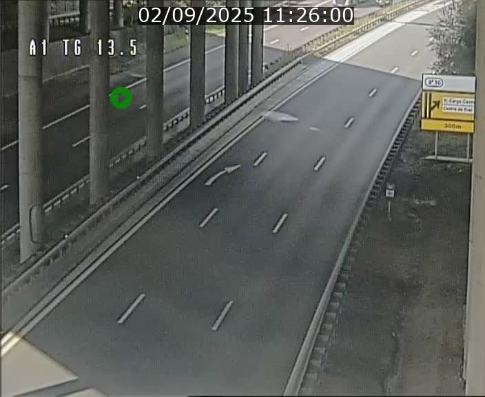 <h2>Traffic live webcam Luxembourg Senningen - A1 direction Luxembourg - BK 13.5</h2>