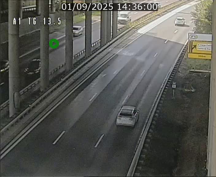 <h2>Traffic live webcam Luxembourg Senningen - A1 direction Luxembourg - BK 13.5</h2>