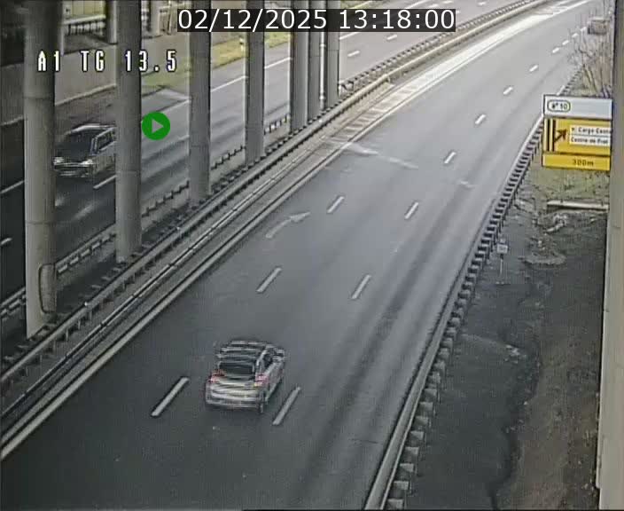 <h2>Traffic live webcam Luxembourg Senningen - A1 direction Luxembourg - BK 13.5</h2>