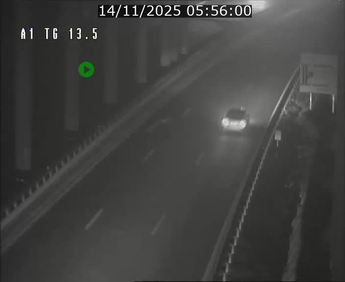 <h2>Traffic live webcam Luxembourg Senningen - A1 direction Luxembourg - BK 13.5</h2>