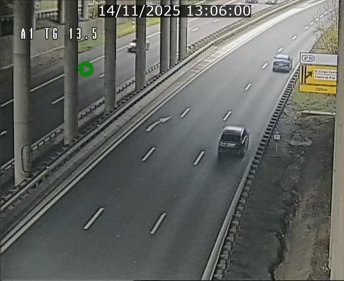 <h2>Traffic live webcam Luxembourg Senningen - A1 direction Luxembourg - BK 13.5</h2>