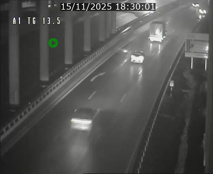 <h2>Traffic live webcam Luxembourg Senningen - A1 direction Luxembourg - BK 13.5</h2>